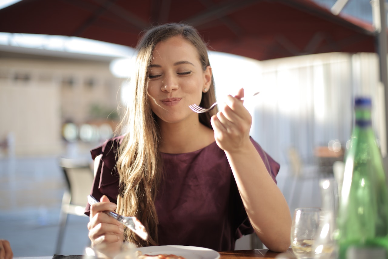 Les habitudes alimentaires à adopter pour perdre du poids progressivement